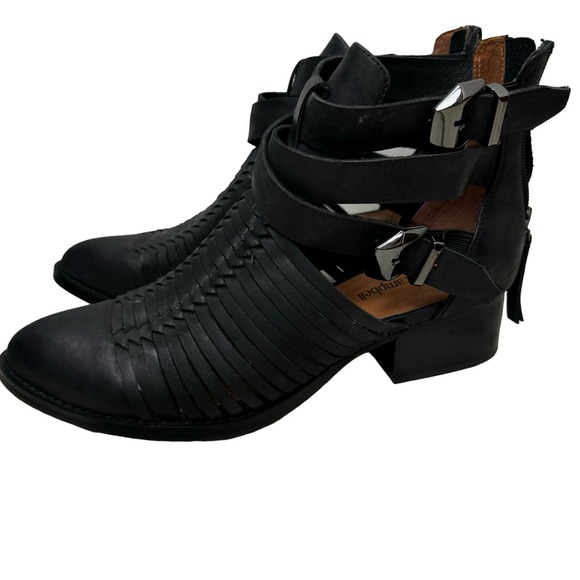 Jeffrey Campbell Shoes - Jeffrey Campbell Black Stinson Sandal Booties Heels Size 7.5